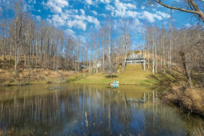 Hamersmith Hollow Retreat Estate by AvantStay Great Views
